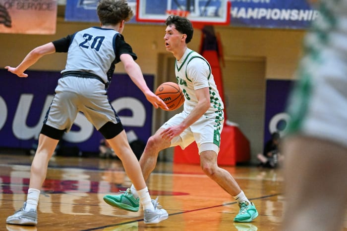 a Summit Wilsonville 5A Oregon boys basketball final 2024 Leon Neuschwander 7